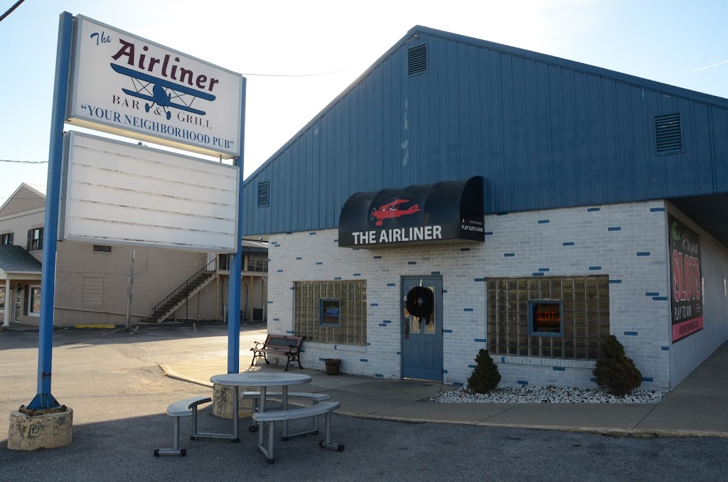 Airliner Bar & Grill 62024