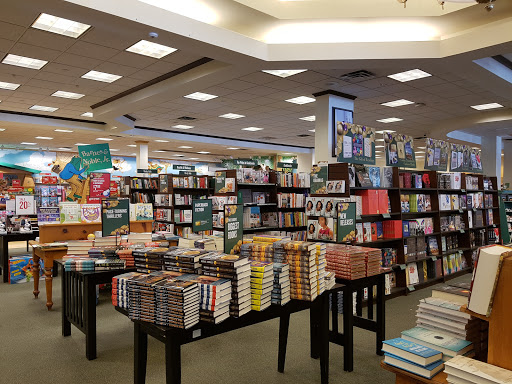 Book Store «Barnes & Noble», reviews and photos, 152 Miracle Mile, Coral Gables, FL 33134, USA