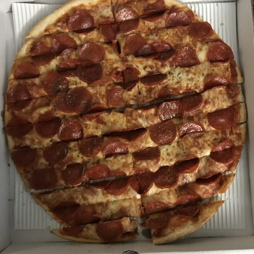 #1 best pizza place in Ohio - Louie's Pizza
