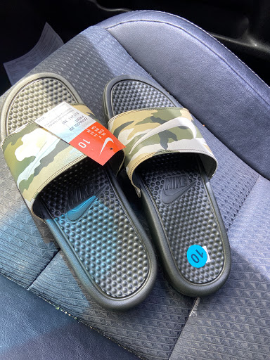 Clothing Store «Ross Dress for Less», reviews and photos, 13510 Whittier Blvd, Whittier, CA 90605, USA