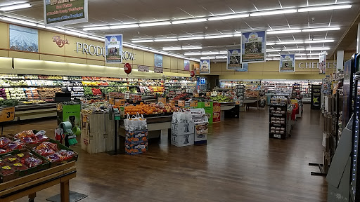 Grocery Store «Rays Food Place», reviews and photos, 25013 OR-126, Veneta, OR 97487, USA