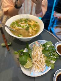 Soupe du Restaurant vietnamien Haïnan chicken rice à Paris - n°4