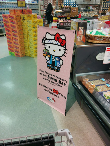 Grocery Store «Strack & Van Til», reviews and photos, 2627 N Elston Ave, Chicago, IL 60647, USA