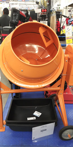 Hardware Store «Harbor Freight Tools», reviews and photos, 1349 N Blackstone Ave, Fresno, CA 93703, USA