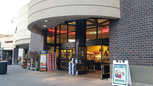 Grocery Store «Safeway», reviews and photos, 2090 Harbison Dr, Vacaville, CA 95687, USA