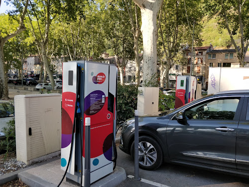 Borne de recharge de véhicules électriques Move In Pure Charging Station Tournon-sur-Rhône