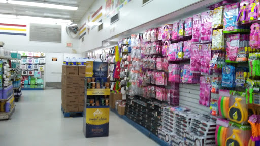 Dollar Store «King Dollar», reviews and photos, 707 E Davis St, Conroe, TX 77301, USA