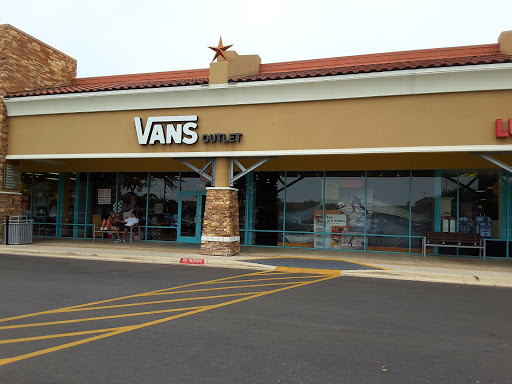 Outlet Store «Vans», reviews and photos, 4015 S Interstate Hwy 35, San Marcos, TX 78666, USA