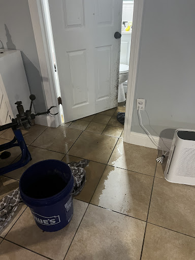 Plumber «Roto-Rooter Plumbing & Drain Services», reviews and photos, 50 Franklin St #407, Boston, MA 02110, USA