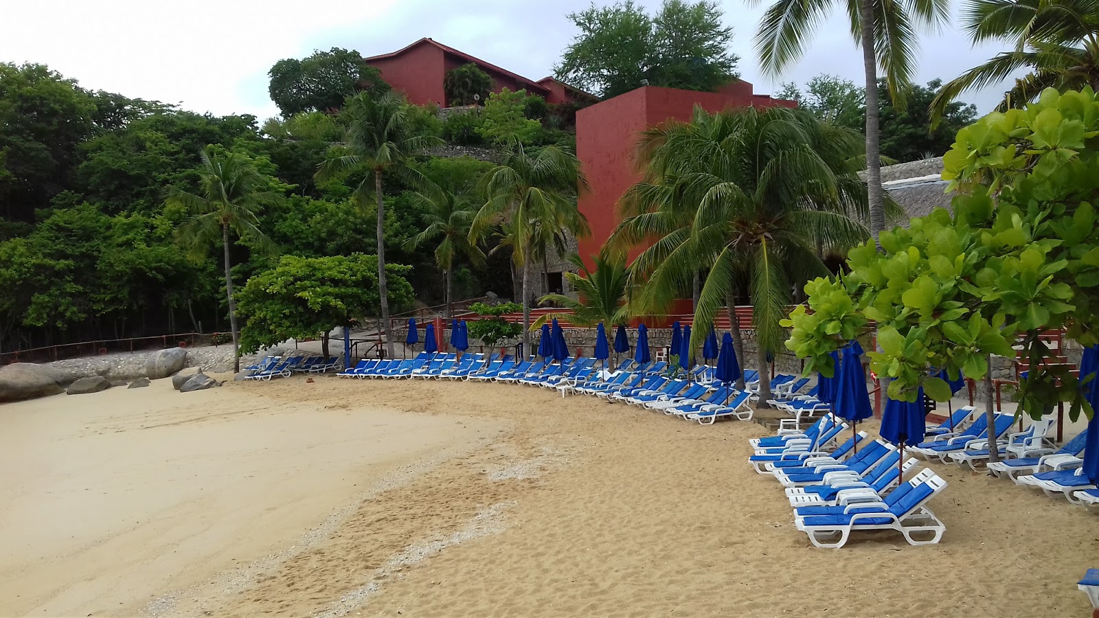 Photo of Tangolunda beach amenities area