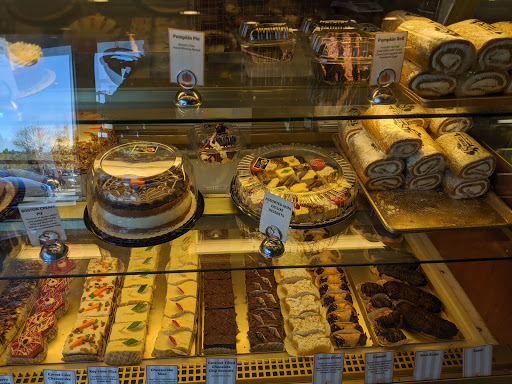 Pastry Shop «Servatii Pastry Shop Crestview Hills», reviews and photos, 2941 Dixie Hwy, Crestview Hills, KY 41017, USA