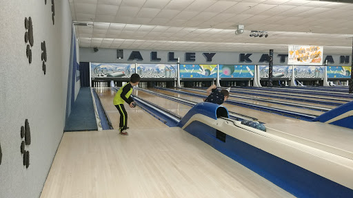 Bowling Alley «Alley Kat Lane», reviews and photos, 7 Tarkiln Rd, Kingston, MA 02364, USA