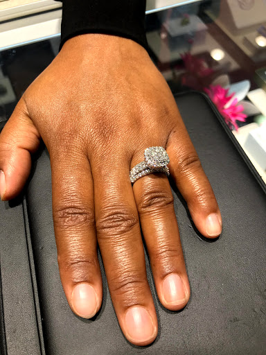 Jewelry Store «Unclaimed Diamonds», reviews and photos, 113 S 8th St, Philadelphia, PA 19106, USA