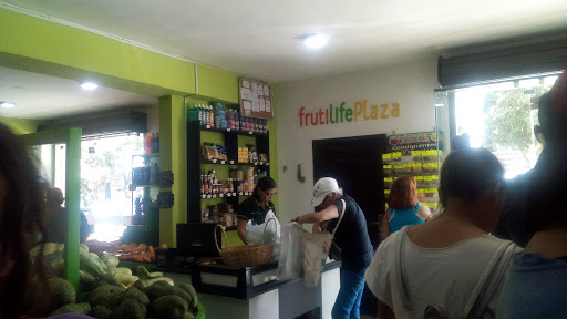 Frutilife Plaza