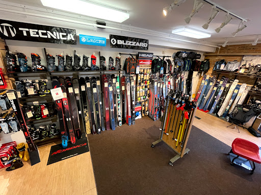 Outdoor Furniture Store «Williams Ski & Patio», reviews and photos, 1672 Old Skokie Valley Rd, Highland Park, IL 60035, USA