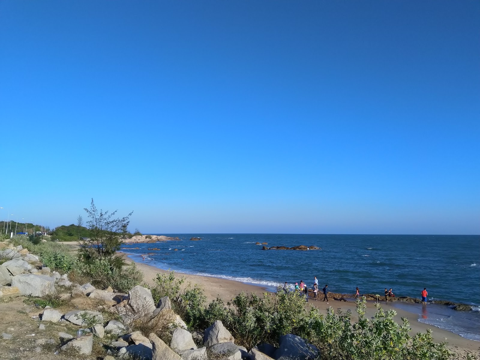 Fotografie cu Binh Chau beach - locul popular printre cunoscătorii de relaxare