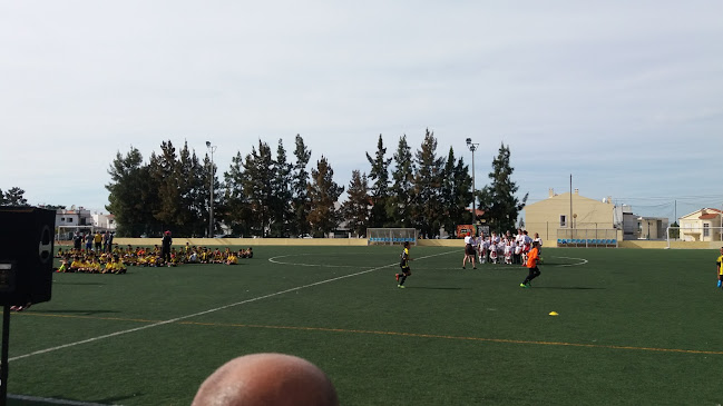 Avaliações doCentro Cultural e Desportivo dos Brejos de Azeitão em Sesimbra - Campo de futebol