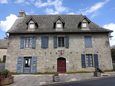 Mairie de Omps à Omps