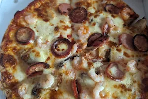 Kingswinford Pizza image