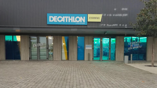 Magasin d'articles de sports Decathlon Essentiel Tours La Ville-Aux-Dames La Ville-aux-Dames