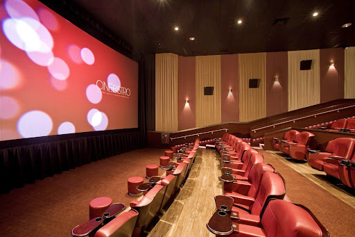 Movie Theater «CinéBistro at Hyde Park Village», reviews and photos, 1609 W Swann Ave, Tampa, FL 33606, USA