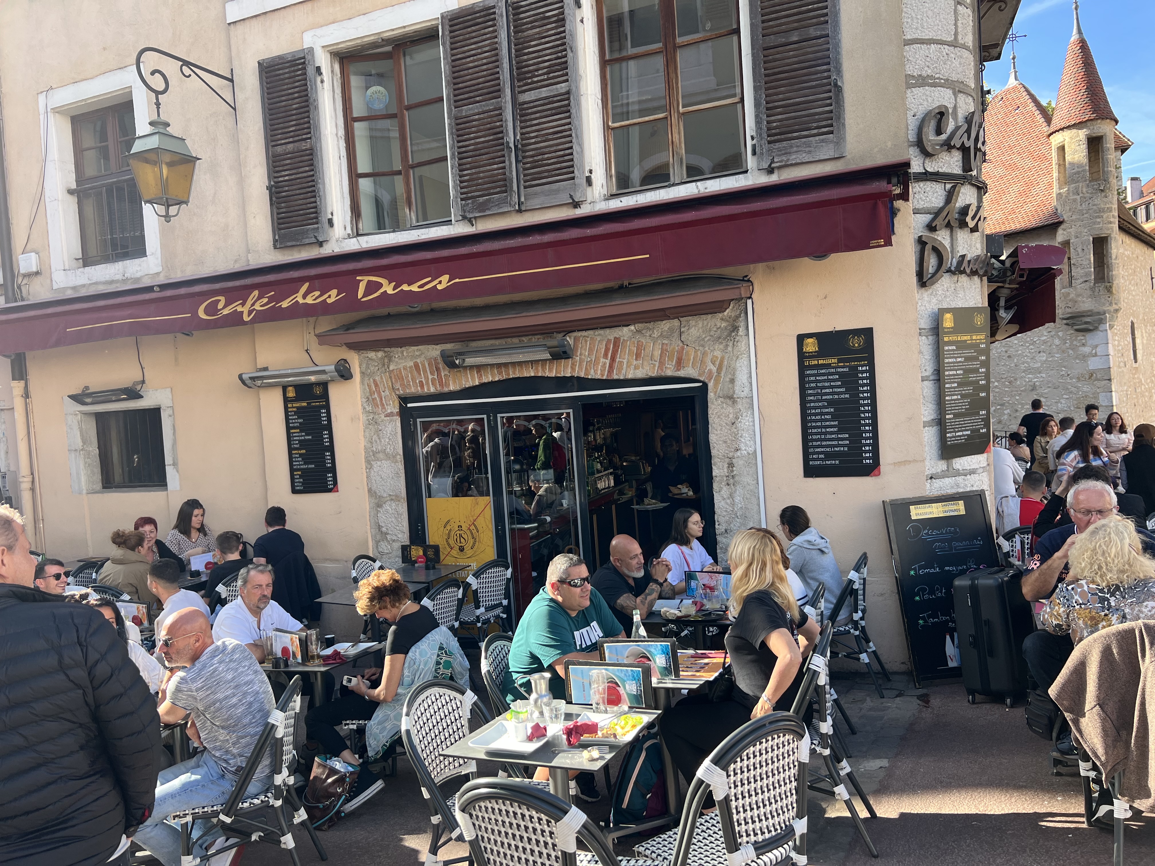 Photo n° 1 de l'avis de Hkim. fait le 30/10/2022 à 13:17