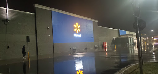 Discount Store «Walmart», reviews and photos, 4198 Nakoosa Trail, Madison, WI 53714, USA