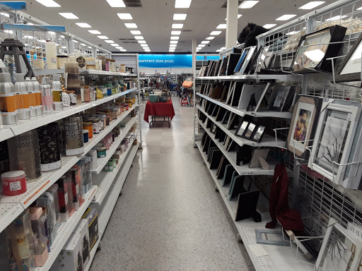 Clothing Store «Ross Dress for Less», reviews and photos, 4240 Kearny Mesa Rd, San Diego, CA 92111, USA