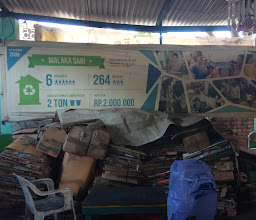 Garbage Bank RW 03 photo