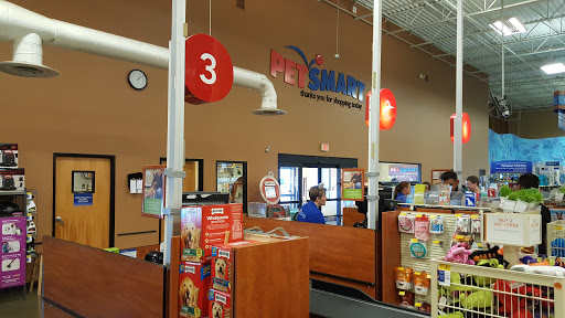 Pet Supply Store «PetSmart», reviews and photos, 533 S Tracy St, Wichita, KS 67209, USA