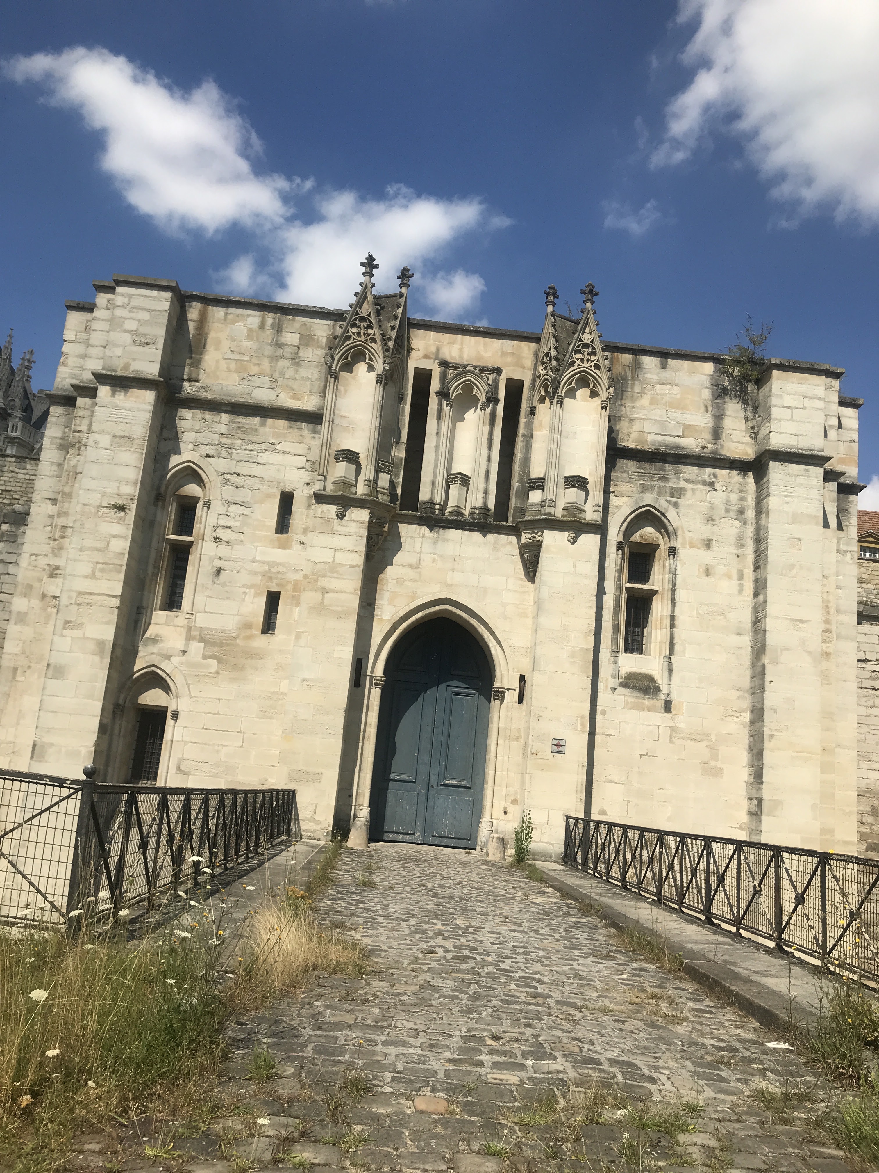 Photo n° 34 de l'avis de Gorete.e fait le 24/05/2019 à 20:26