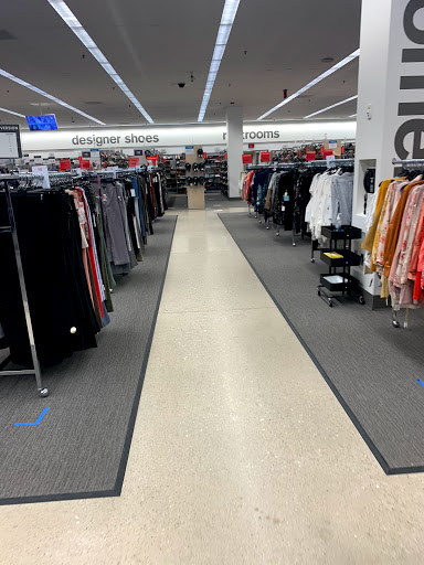 Department Store «Nordstrom Rack», reviews and photos, 199 Skokie Blvd, Northbrook, IL 60062, USA
