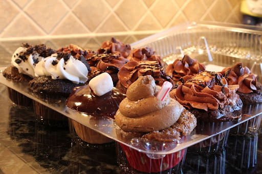 Dessert Shop «Royal Treatz», reviews and photos, 7855 Pines Blvd, Pembroke Pines, FL 33024, USA