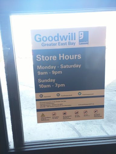 Non-Profit Organization «Goodwill», reviews and photos