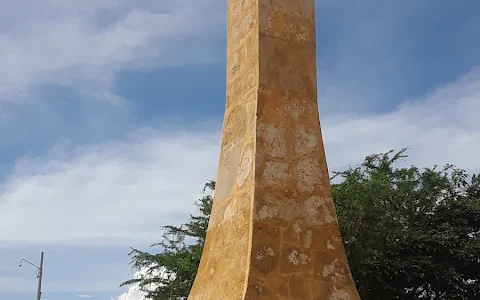 Monumento Santander image