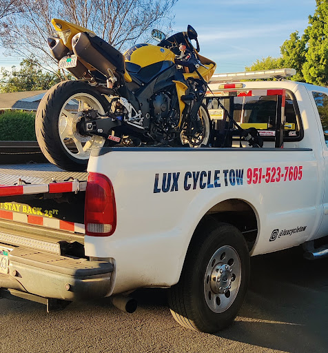 Lux Cycle Tow