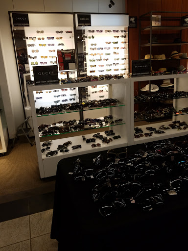 Department Store «Saks OFF 5TH», reviews and photos, 241 Fort Evans Rd NE, Leesburg, VA 20176, USA