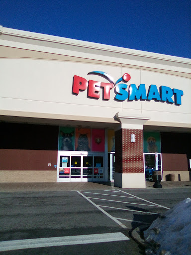 Pet Supply Store «PetSmart», reviews and photos, 3401 Erie Blvd E, Syracuse, NY 13214, USA