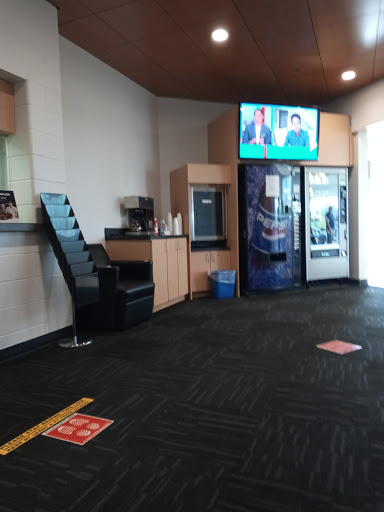 Toyota Dealer «Voss Toyota», reviews and photos, 2110 Heller Dr, Dayton, OH 45434, USA