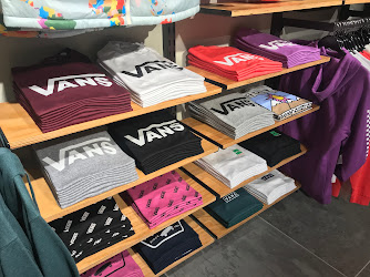 VANS Dundrum