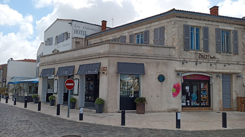 LE VESTIAIRE DE MADEMOISELLE à Saint-Martin-de-Ré