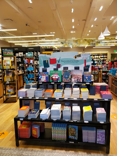 Book Store «Amazon Books», reviews and photos, 4545 La Jolla Village Dr, San Diego, CA 92122, USA