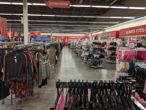 Outlet Store «VF Outlet», reviews and photos, 375 Faunce Corner Rd, North Dartmouth, MA 02747, USA