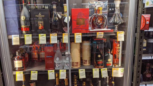 Wine Store «Total Wine & More», reviews and photos, 510 Lake Dr, Chanhassen, MN 55317, USA