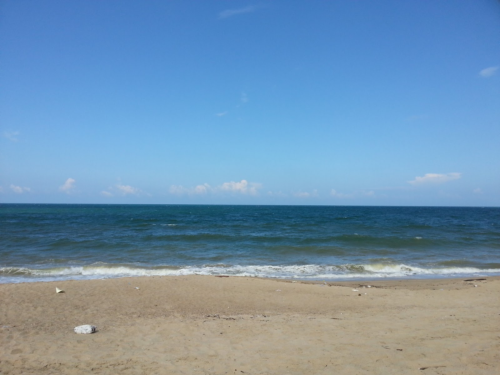 Ban Thon Beach的照片 带有长直海岸