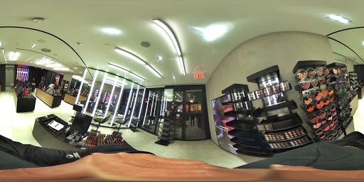 Cosmetics Store «MAC», reviews and photos, 1451-B 3rd Street Promenade, Santa Monica, CA 90401, USA