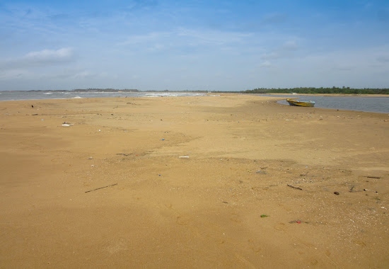 Chilaw Sand Spits Beach