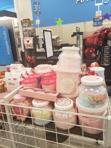 Clothing Store «Ross Dress for Less», reviews and photos, 3024 Wake Forest Rd, Raleigh, NC 27609, USA