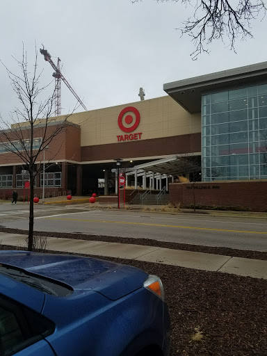 Shopping Mall «Hilldale Shopping Center», reviews and photos, 726 N Midvale Blvd, Madison, WI 53705, USA