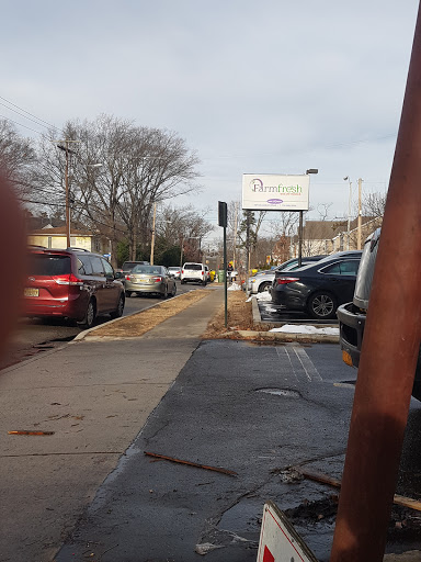 Grocery Store «Farm Fresh», reviews and photos, 357 Squankum Rd, Lakewood, NJ 08701, USA